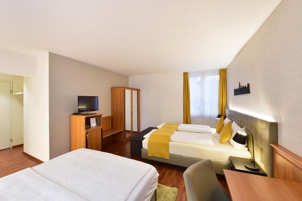 Hotel Engel ツォフィンゲン エクステリア 写真