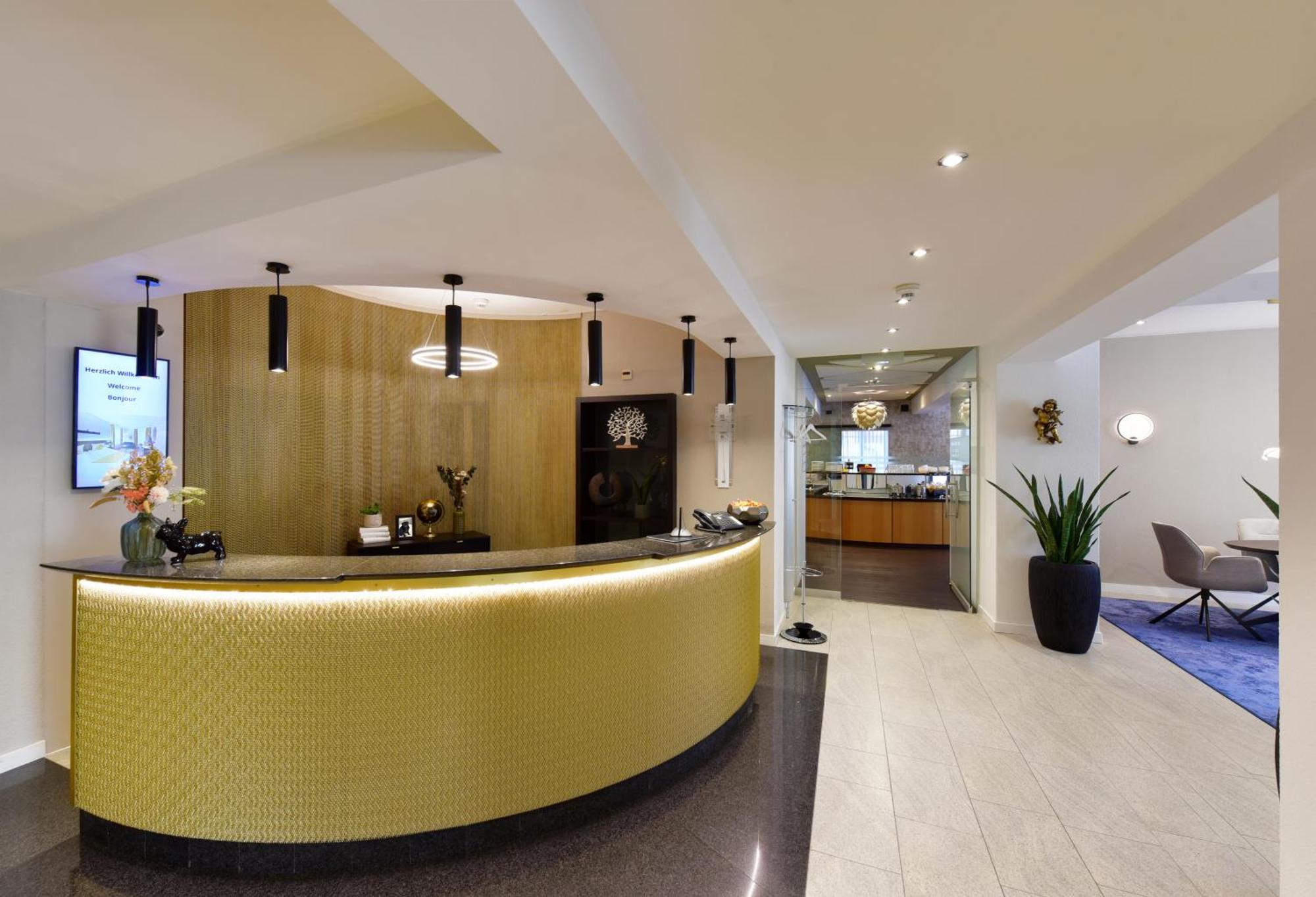 Hotel Engel ツォフィンゲン エクステリア 写真